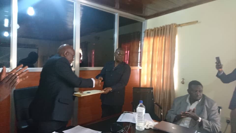 Sierra Leone Electricity and Water Regulatory Commission presents draft water sector regulatory instruments to the Ministry of Water Resources